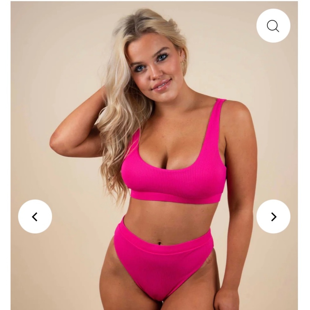 Hot pink ribbed bikini